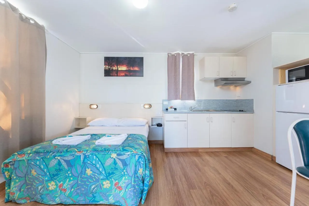Gindie Big4 Lake Maraboon Holiday Village 0*,  אוסטרליה